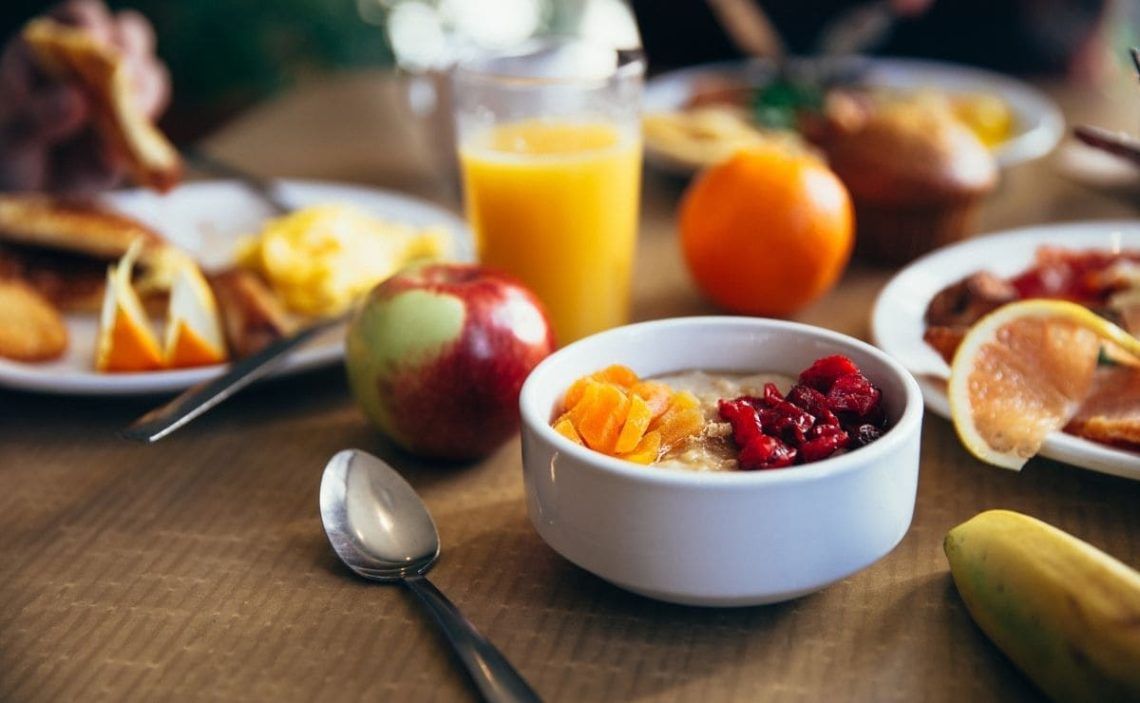 Depending on your lifestyle, food and vegetables should almost always be present in your breakfast — and certainly in your diet.