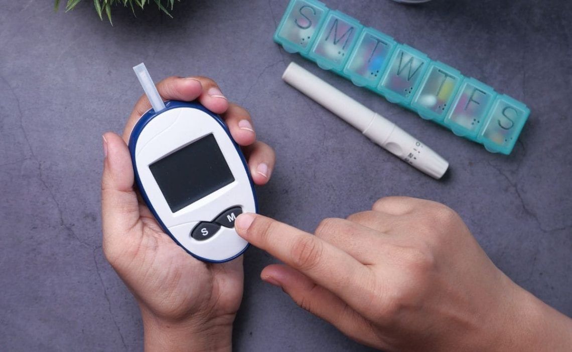 Waking up to high blood sugar levels is a puzzling experience for many diabetics.