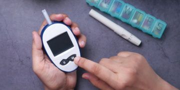 Waking up to high blood sugar levels is a puzzling experience for many diabetics.