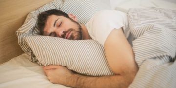 The amount and quality of sleep you get and your immune system seem to be closely connected.