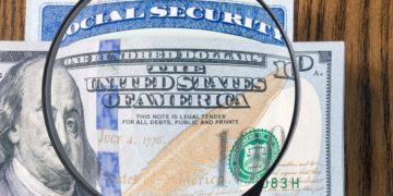 Social Security: Does a $16,728 bonus truly exist?
