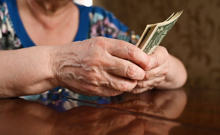 Control expenses if you only collect Social Security