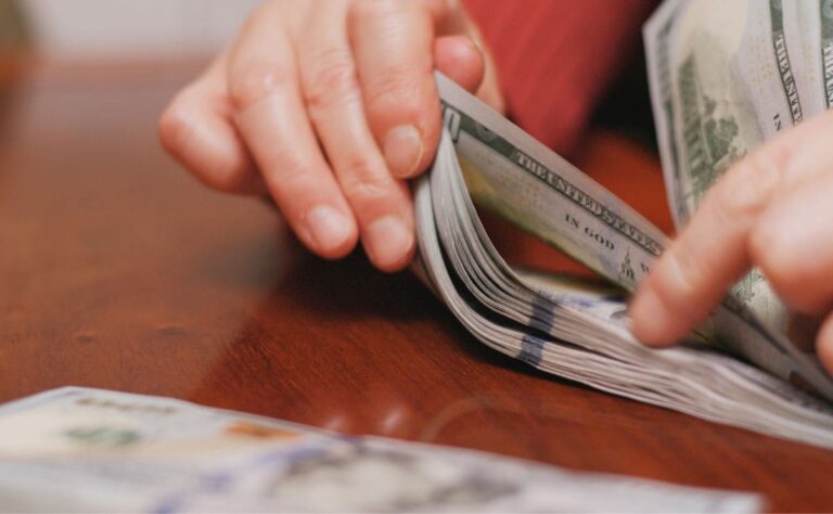 How Many Hours Can You Work If You Receive SSDI Benefits how-many-hours-can-you-work-if-you-receive-ssdi-benefits