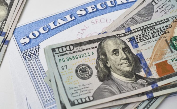 Get the biggest Social Security check with these tips - You could have up to 4,194 dollars monthly