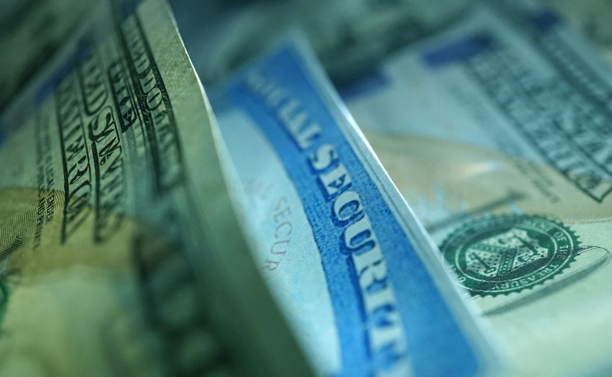Social Security Pros and cons of having your birthday from 21st to 31st