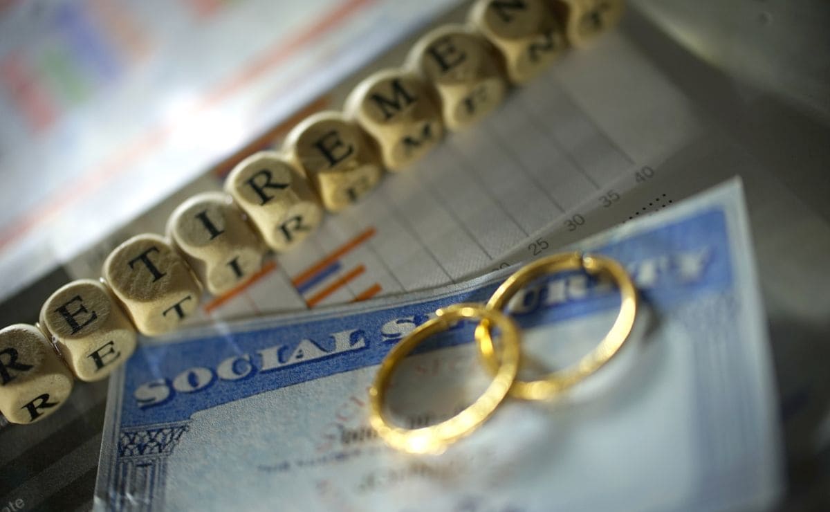 Social Security spouses benefits and retirement benefits compatibility 