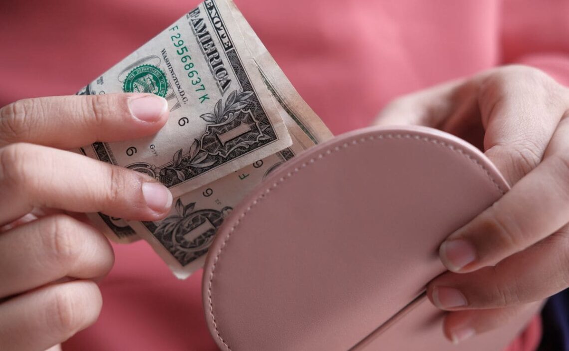 Six things that will help you with saving money