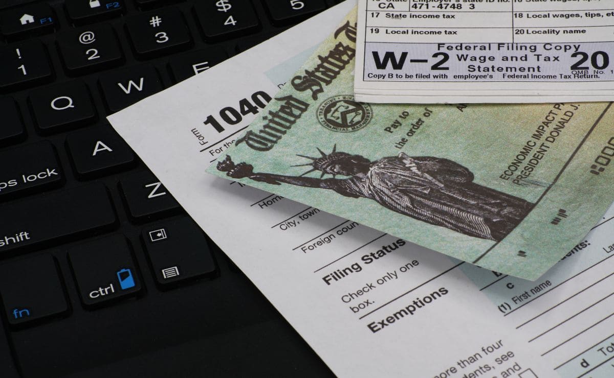Filing your taxes online has some advantages