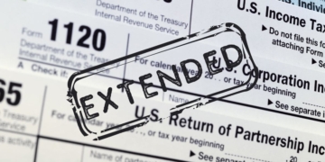 Living in one of these States will give you extra time to send your tax return