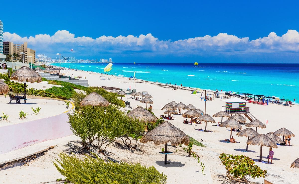 Mexico is one of the most beautiful places to live on our retirement check