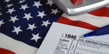 Sending our tax return on time to the IRS is key to get an early Tax Refund