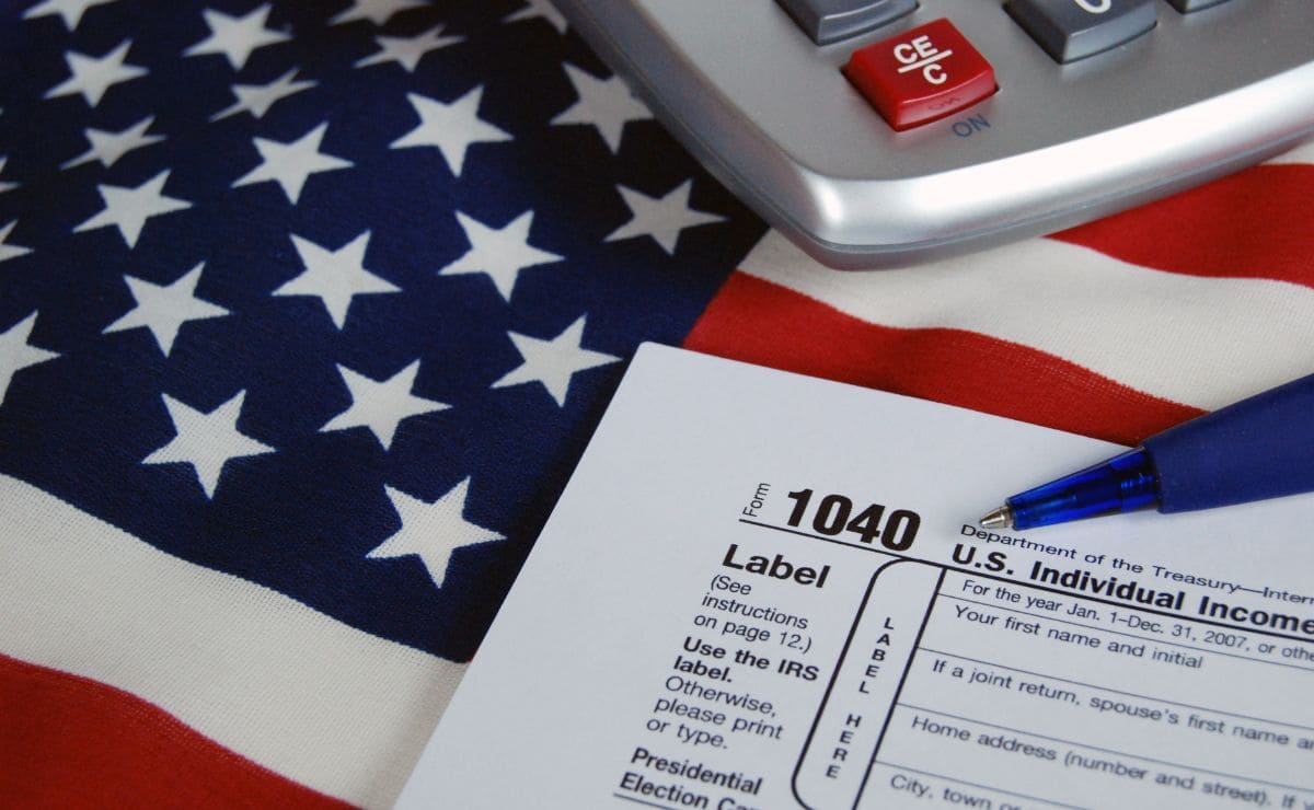 Sending our tax return on time to the IRS is key to get an early Tax Refund