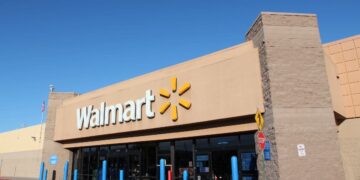 Walmart customer arrested for not scanning the products at the self-checkout