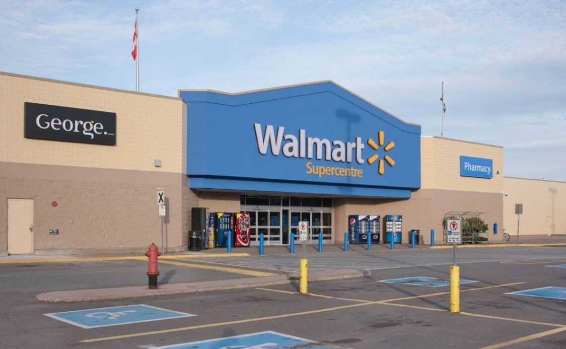 Walmart's workers and the new salary they get in 2023