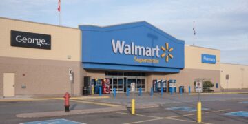 Walmart's workers and the new salary they get in 2023