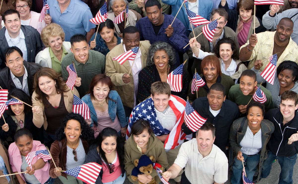 Different people from different cultures live in the United States