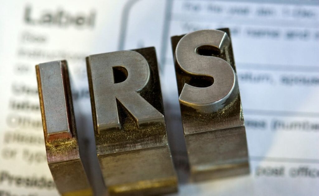 This is the way to find out when the IRS will send you your tax refund