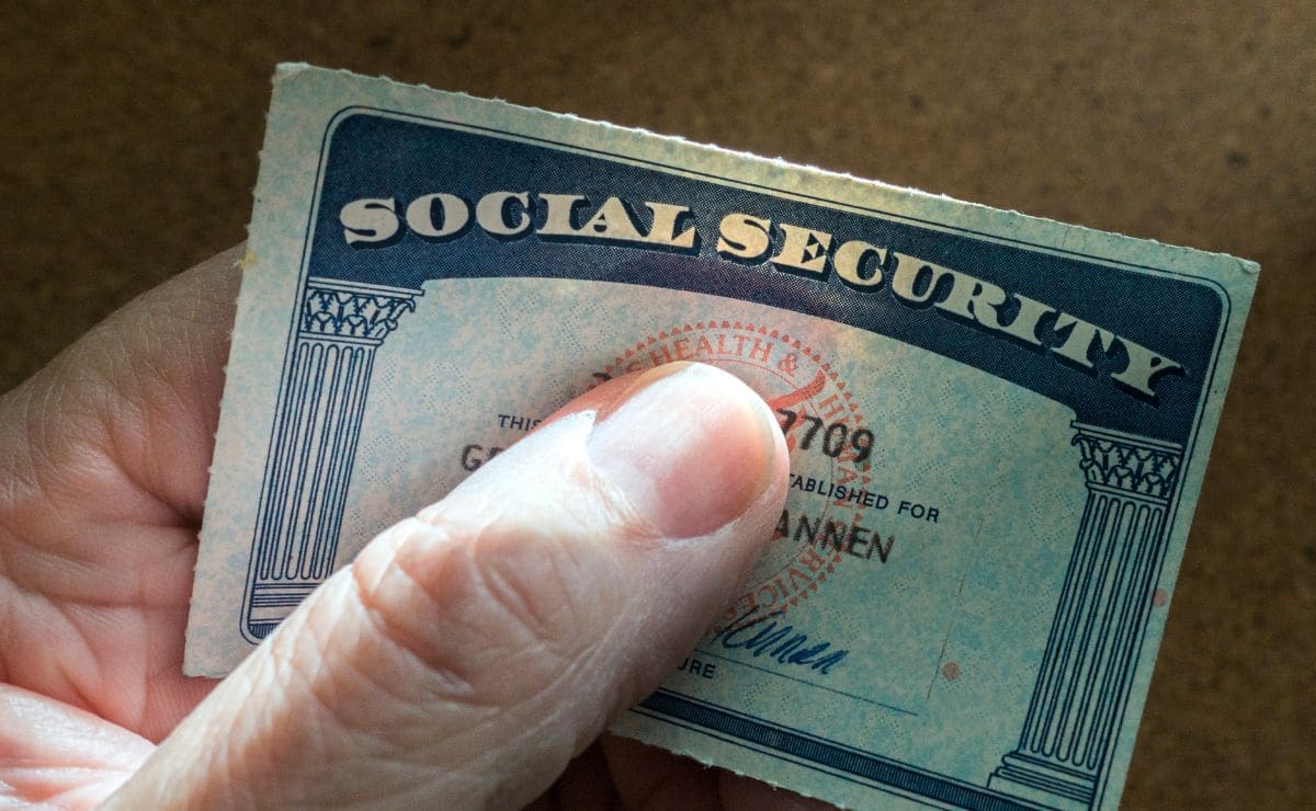 Do not bring your Social Security card inside your wallet to avoid problems