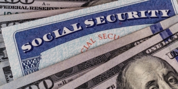 Social Security is sending a new paycheck to a group of americans
