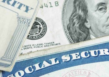 Social Security beneficiaries and the date the COLA increase arrives for retirees and citizens on disability benefits