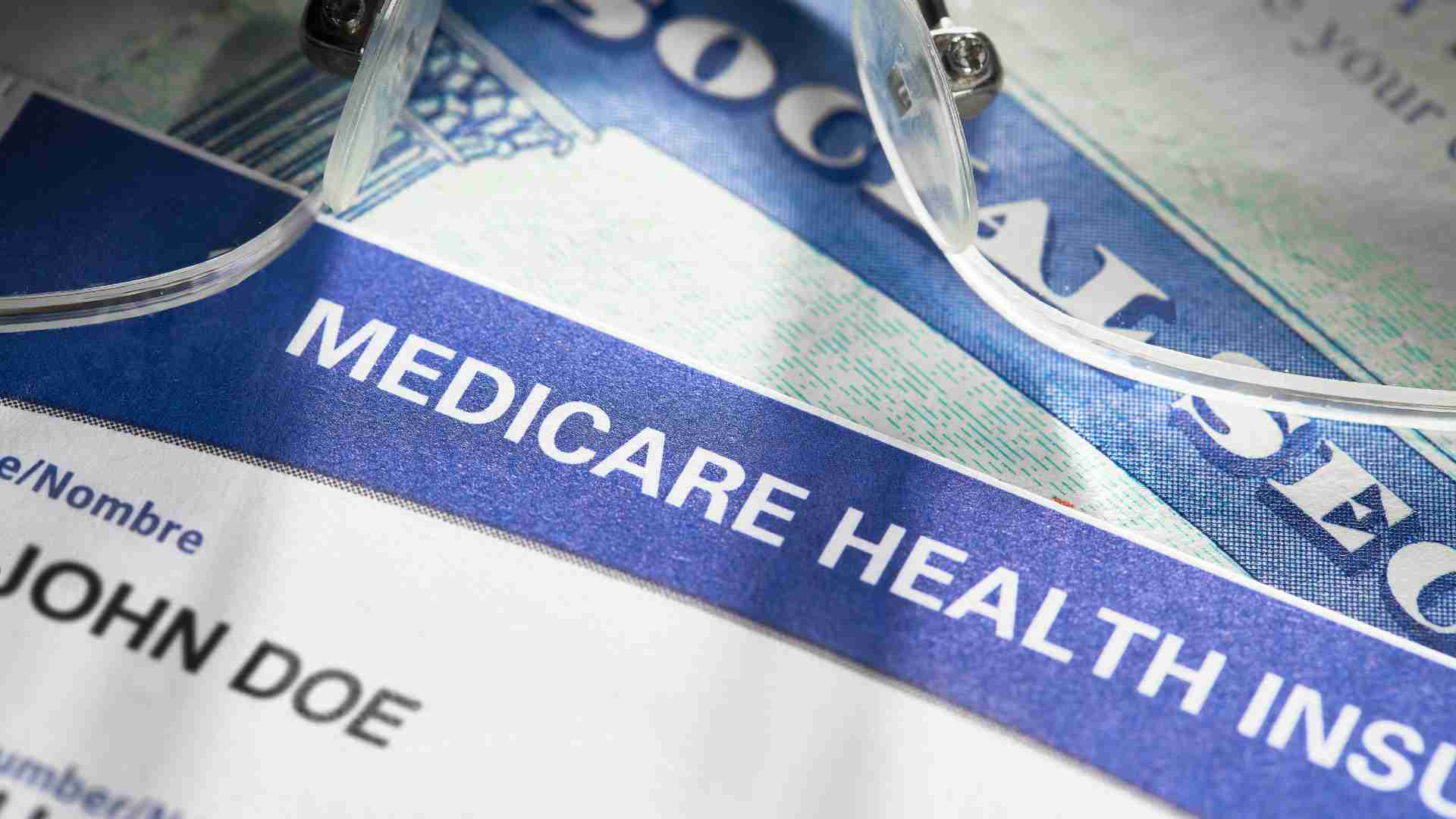 Attention to Social Security and Medicare tax withholding rates and