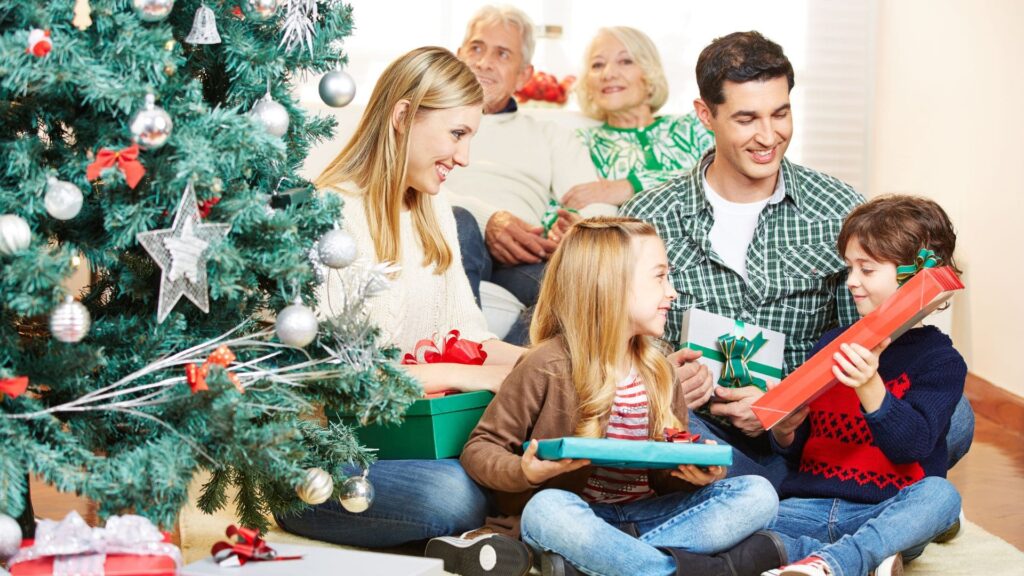 If you only have your Social Security check you have to be careful with your Christmas sopping