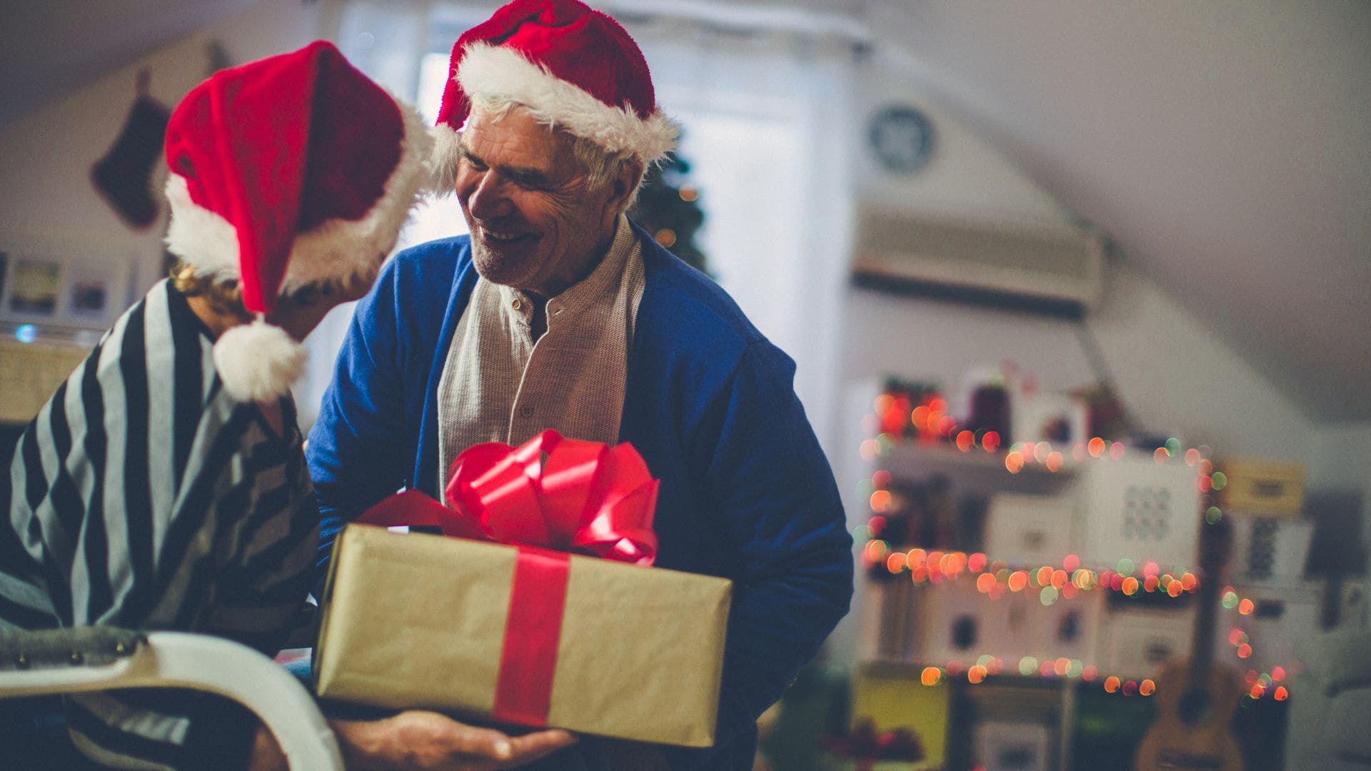 Make a budget for Christmas in order to save your Social Security money