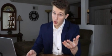 Earn up to $3,000 for this side job - you only need one hour a week