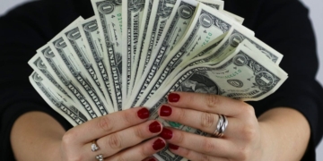 Social Security checks will get an increase in 2025 thanks to COLA