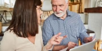 There is a way to get more money every month if we know how to apply for differents check compatible with Social Security