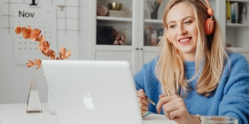 10 remote jobs for young people in the United States