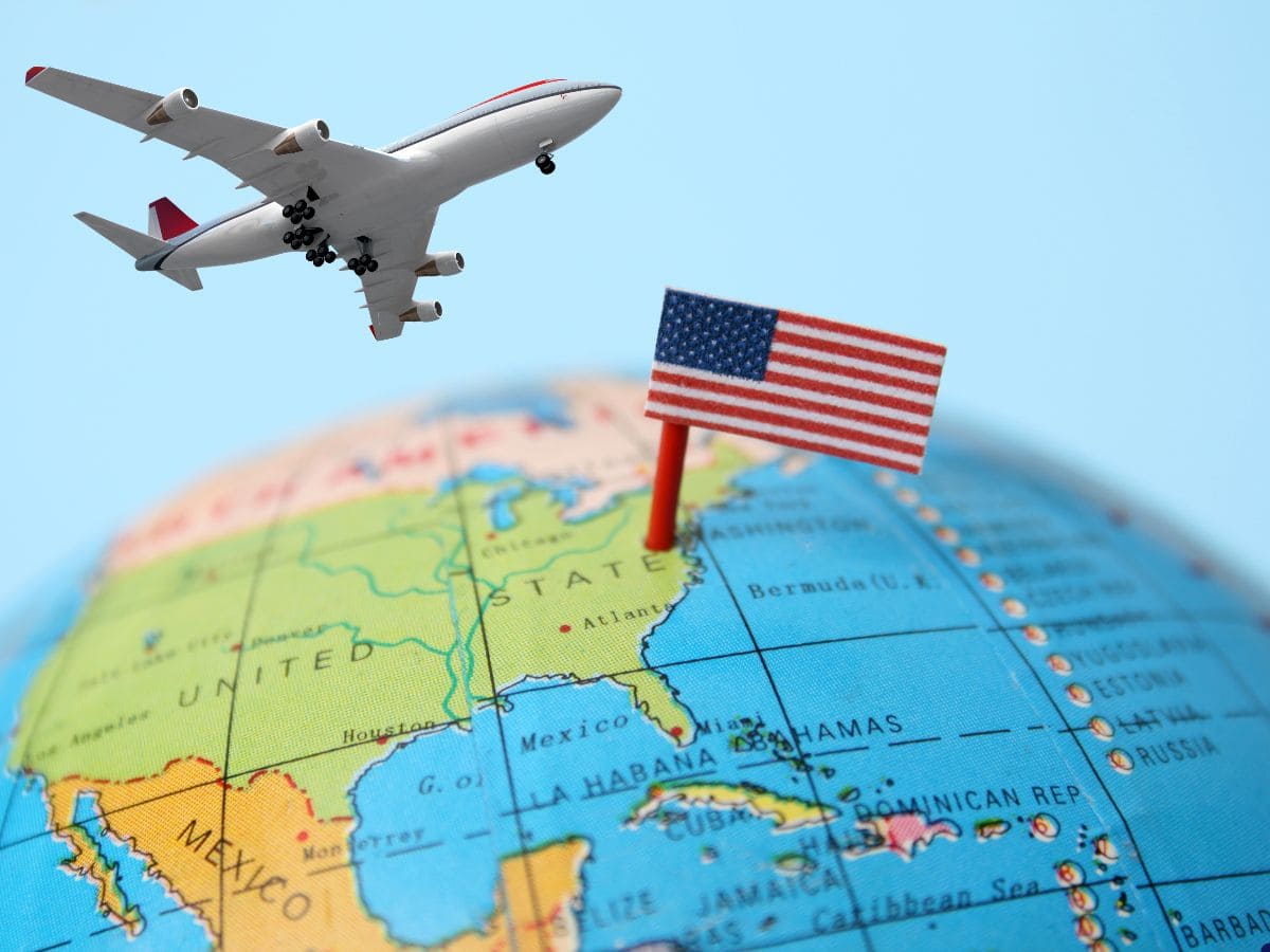 How much cash can I carry if I am traveling to or from the United States