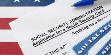 Who Gets Their Social Security Check Key Requirements for Faster Payments Explained