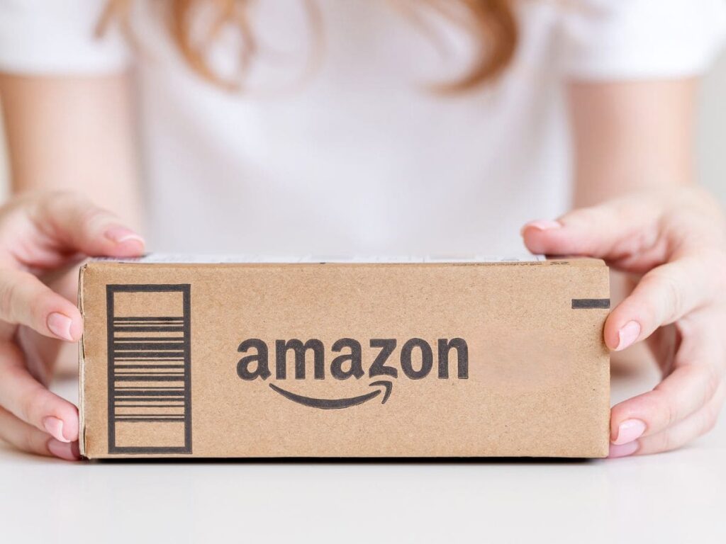 Goodbye to traditional returns: large stores such as Walmart and Amazon will refund your money and allow you to keep the item.