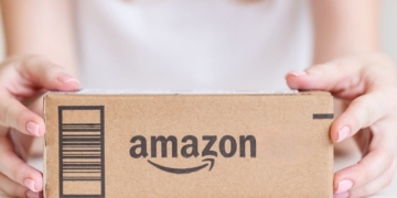 Goodbye to traditional returns: large stores such as Walmart and Amazon will refund your money and allow you to keep the item.