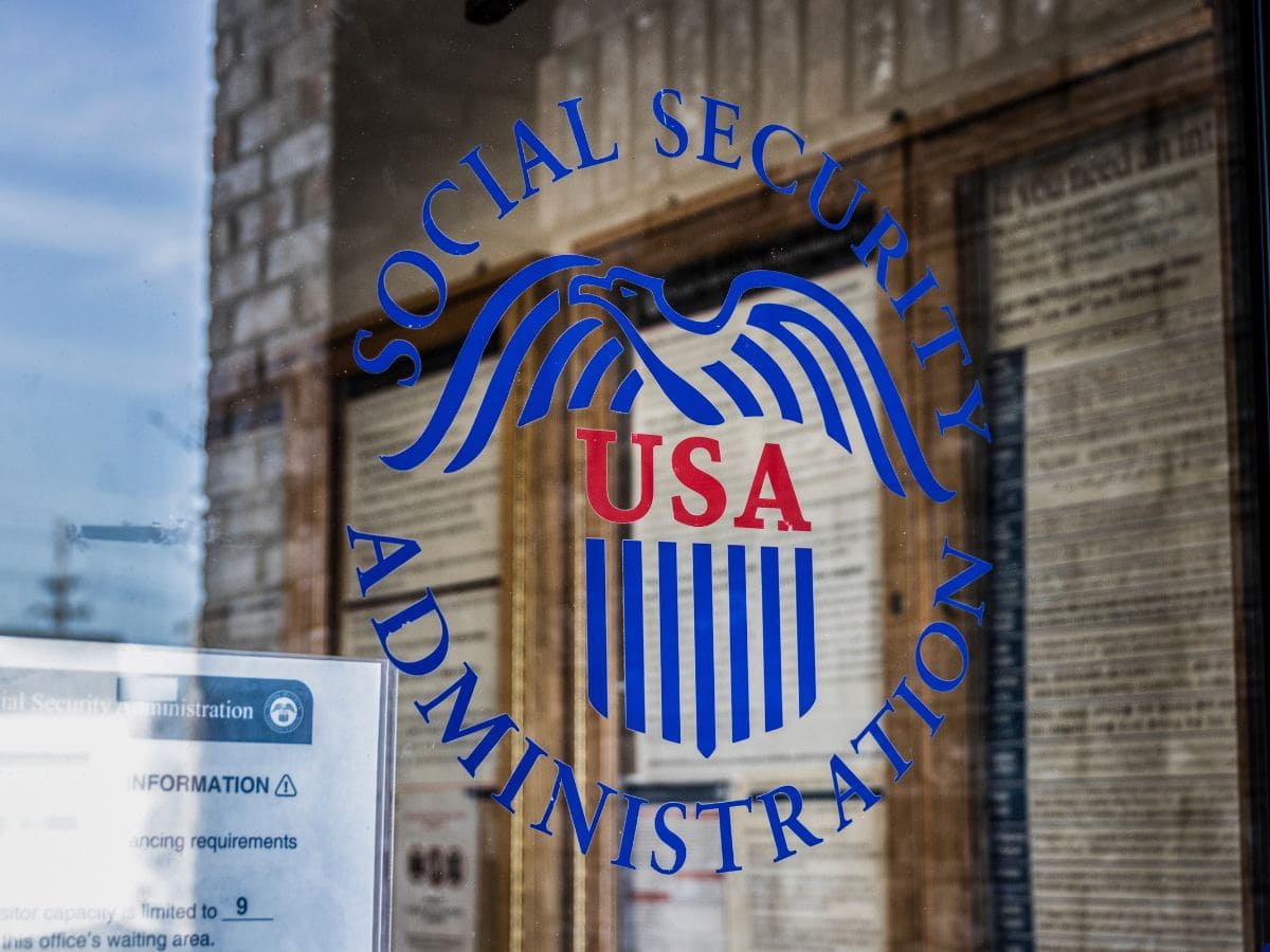 If I move to another state, do I have to notify Social Security of the change so I don't lose my retirement benefits?