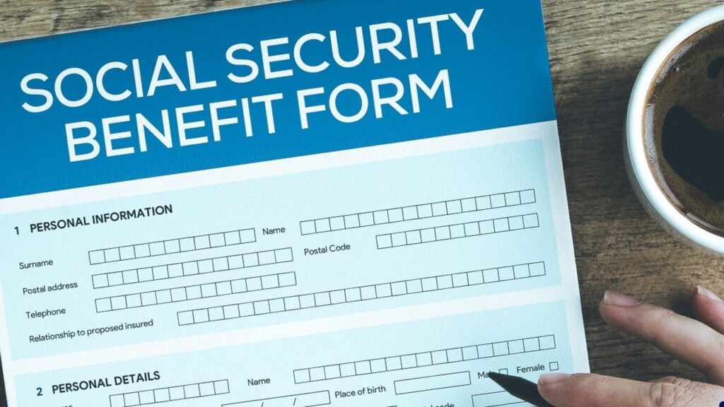 Meet some key requirements to get a monthly Social Security check