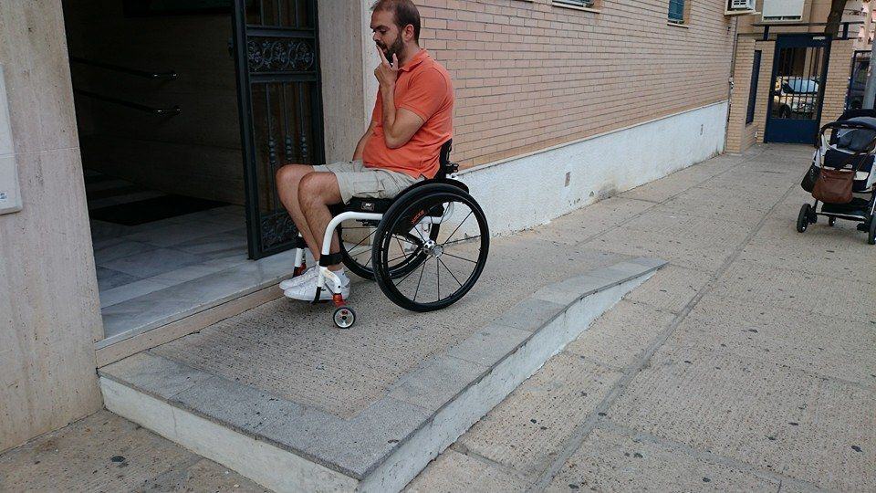 Quedan tres meses para adaptar portales y escaleras