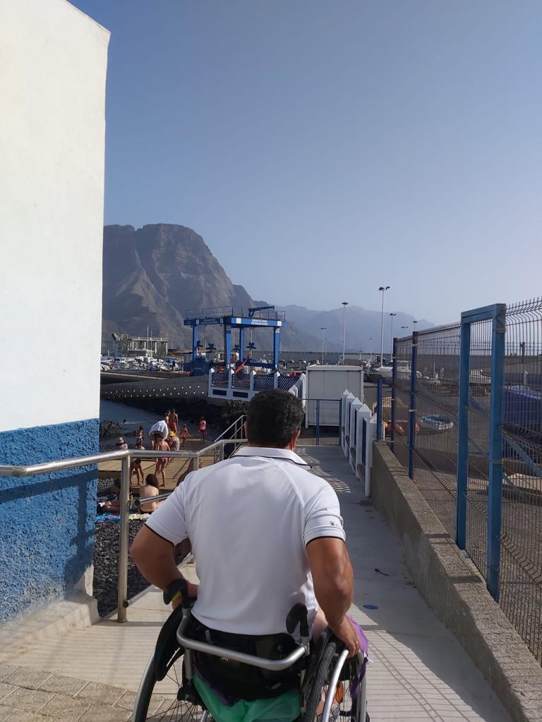 Acceso rampas playa de las nieves