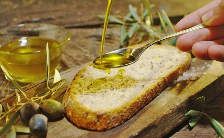 El aceite de oliva ayuda a prevenir estas 5 enfermedades, según los expertos