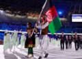 Deportistas de Afganistán durante la ceremonia inaugural de los Juegos Olímpicos de Tokio 2020