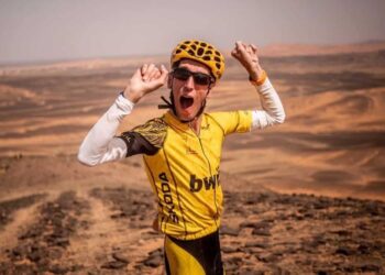 Álex Roca hizo historia al convertirse primera persona con parálisis cerebral en acabar un maratón