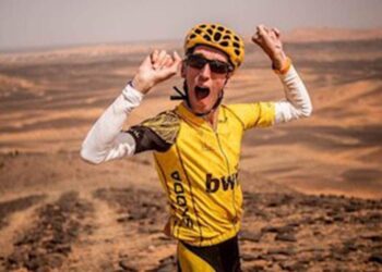 Álex Roca celebrando uno de sus hitos