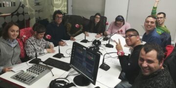 Alumnos con discapacidad formándose