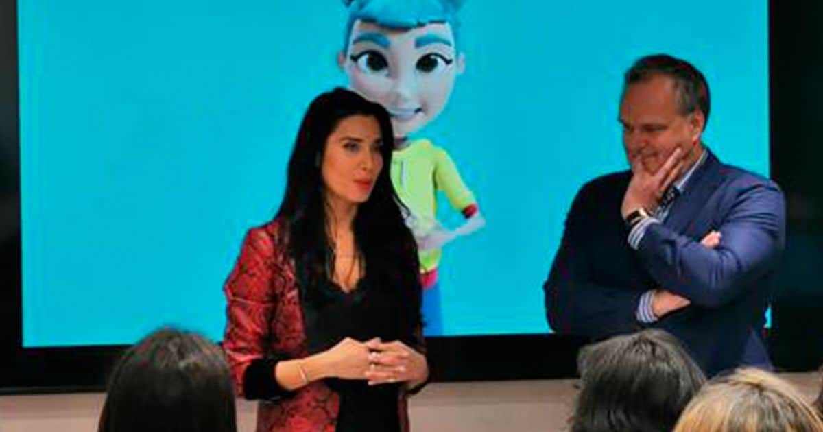 Pilar Rubio presentando la App