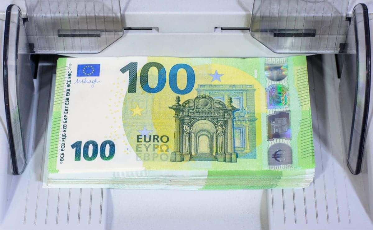 Ayuda de 100 euros por hijo de la Seguridad Social./ Foto de Canva