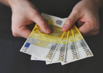 Cheque de 200 euros