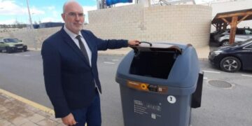 Ayuntamiento Alicante contenedor residuos organicos accesible braille