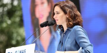 Ayuso anuncia ayudas para contratación de empleadas del hogar