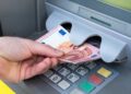 Comisión en cajeros Banco Sabadell./ Foto de Canva